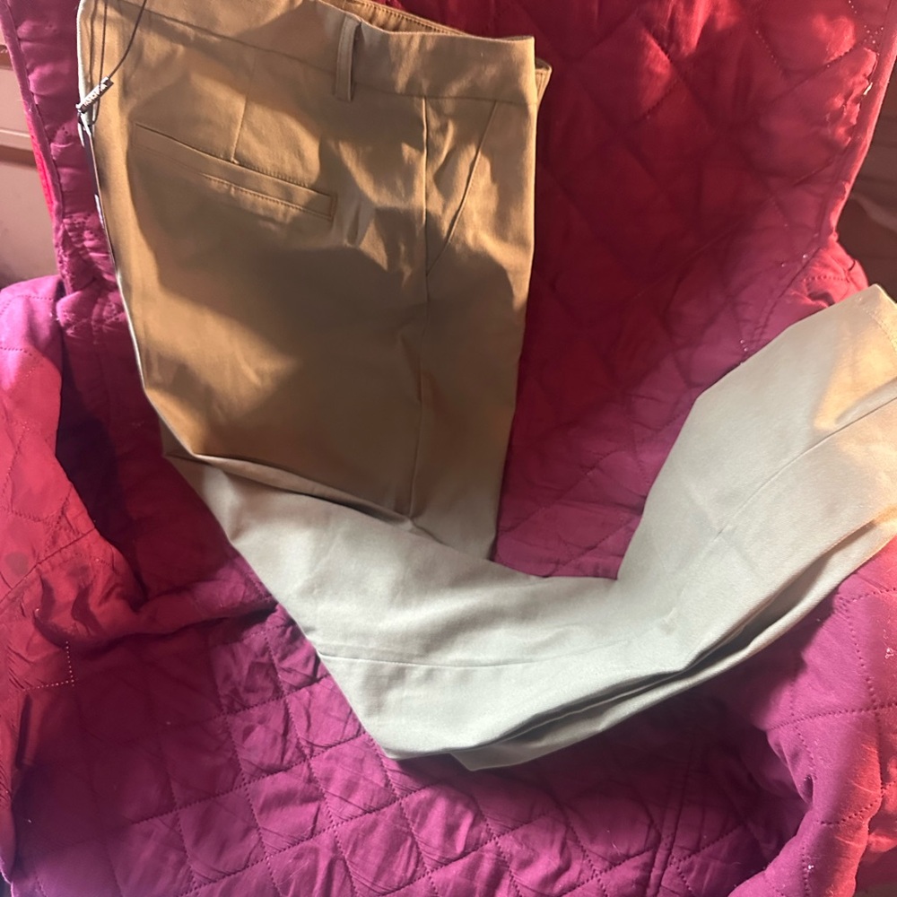NWT FashionNova Army Green ‘Raise the bar skinny trouser